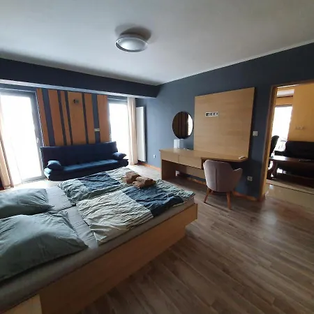 Snowhouse Rodinné S Balkónom 100m2 Liptovský Mikuláš