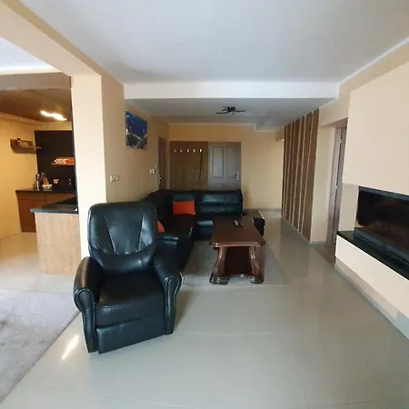 아파트 Snowhouse Rodinne S Balkonom 100m2