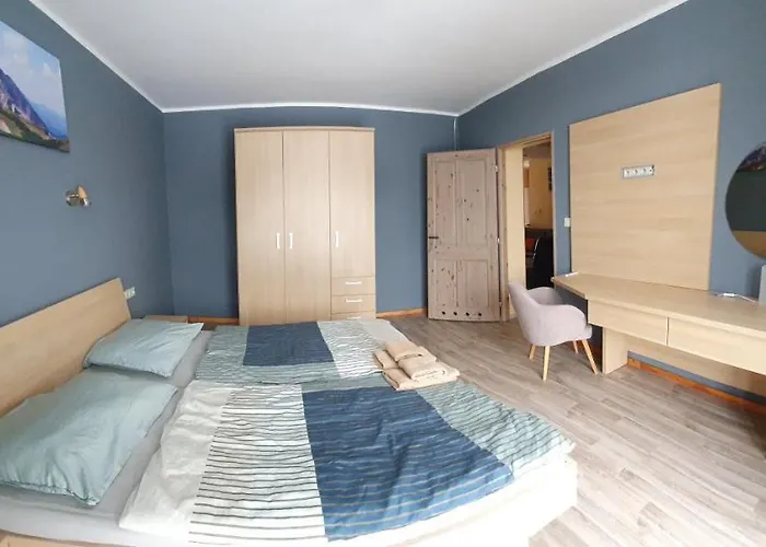 Lägenhet Snowhouse Rodinne S Balkonom 100m2 *