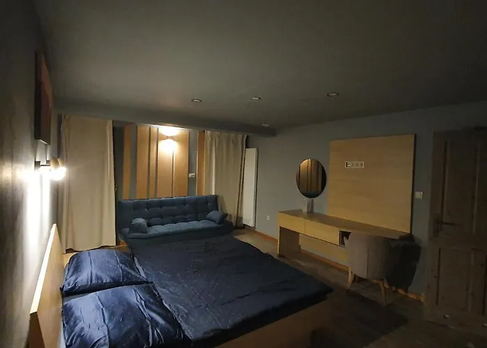 Snowhouse Rodinne S Balkonom 100m2